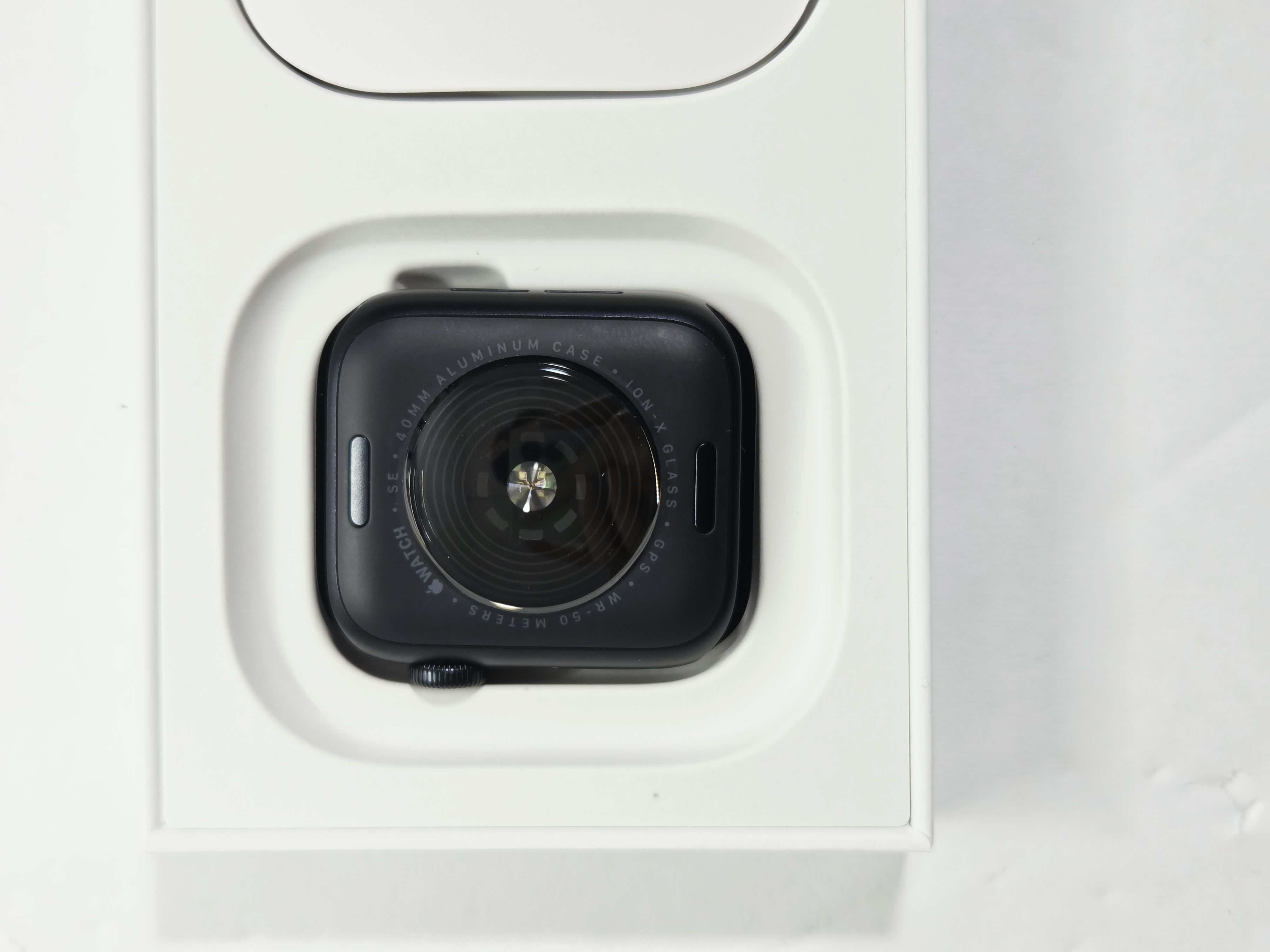 Apple Watch SE (3rd Generation) · Midnight · 64 GB · Used · Like New · Battery Health: 100% — photo 4 of 4
