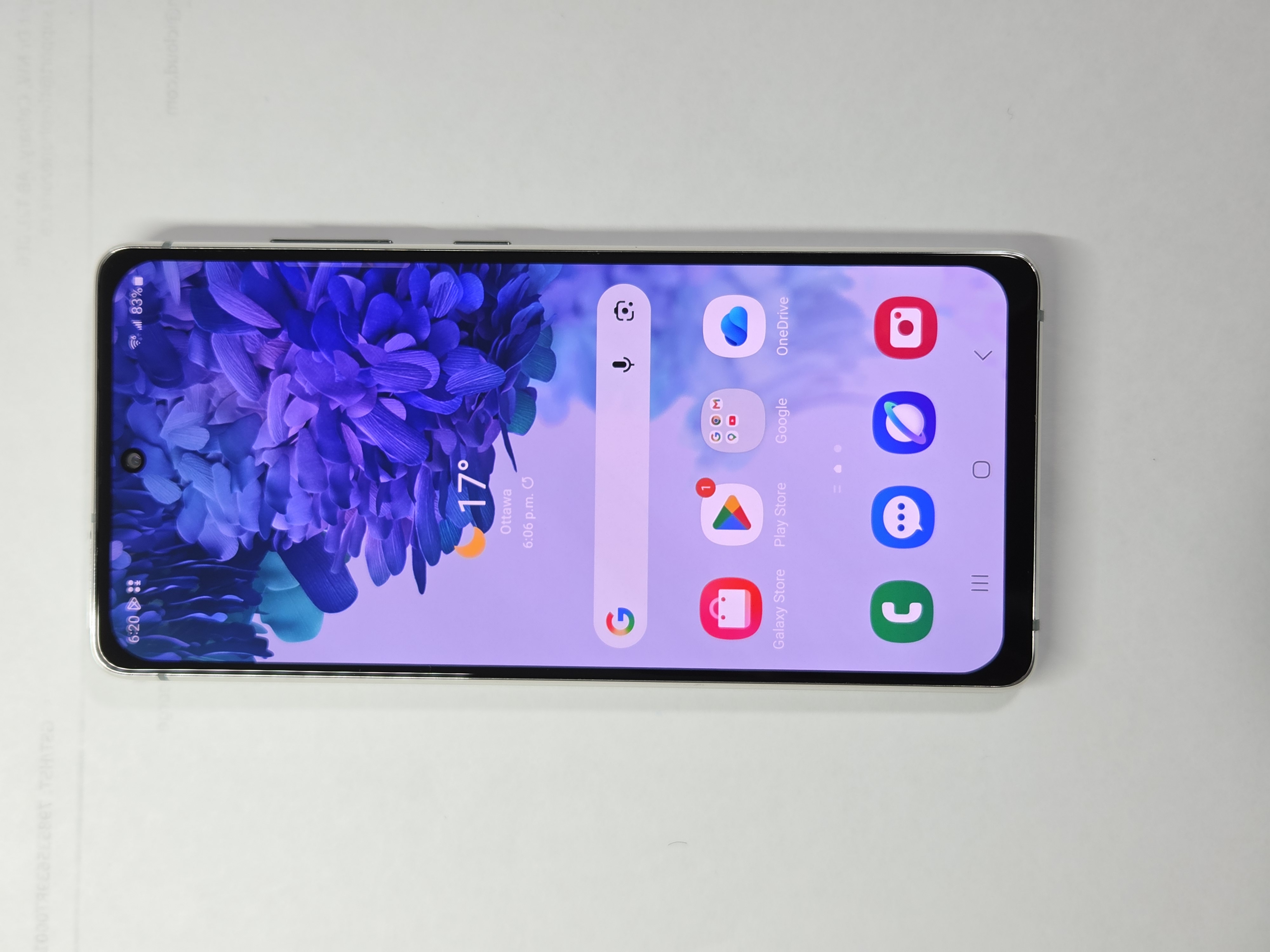 Galaxy S20 FE 5G · White · 128 GB · Used · Like New · Refurbished — photo 2 of 4
