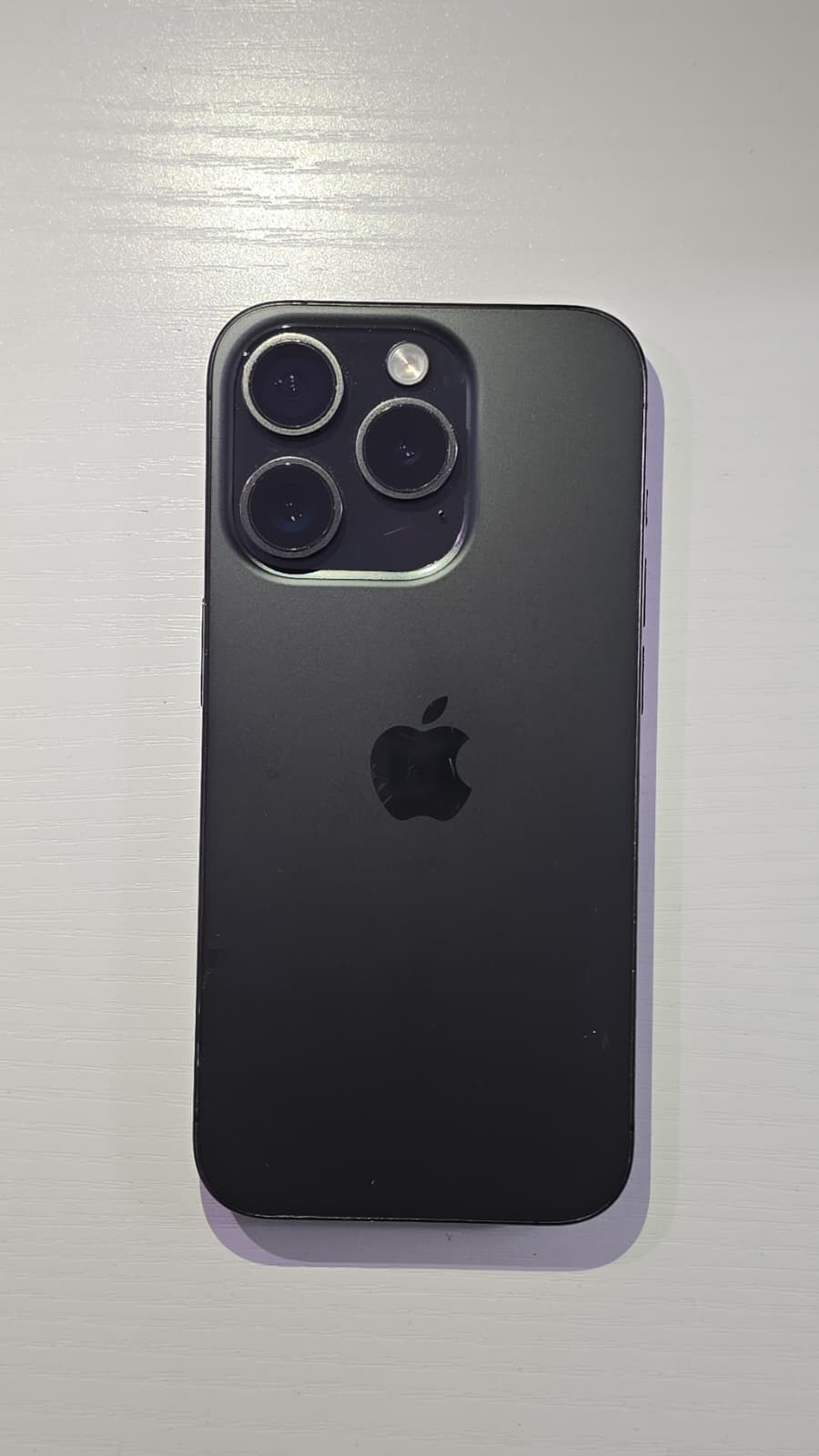 iPhone 15 Pro · Black Titanium · 256GB · Used · Excellent · Battery Health: 89% · Refurbished — photo 4 of 4