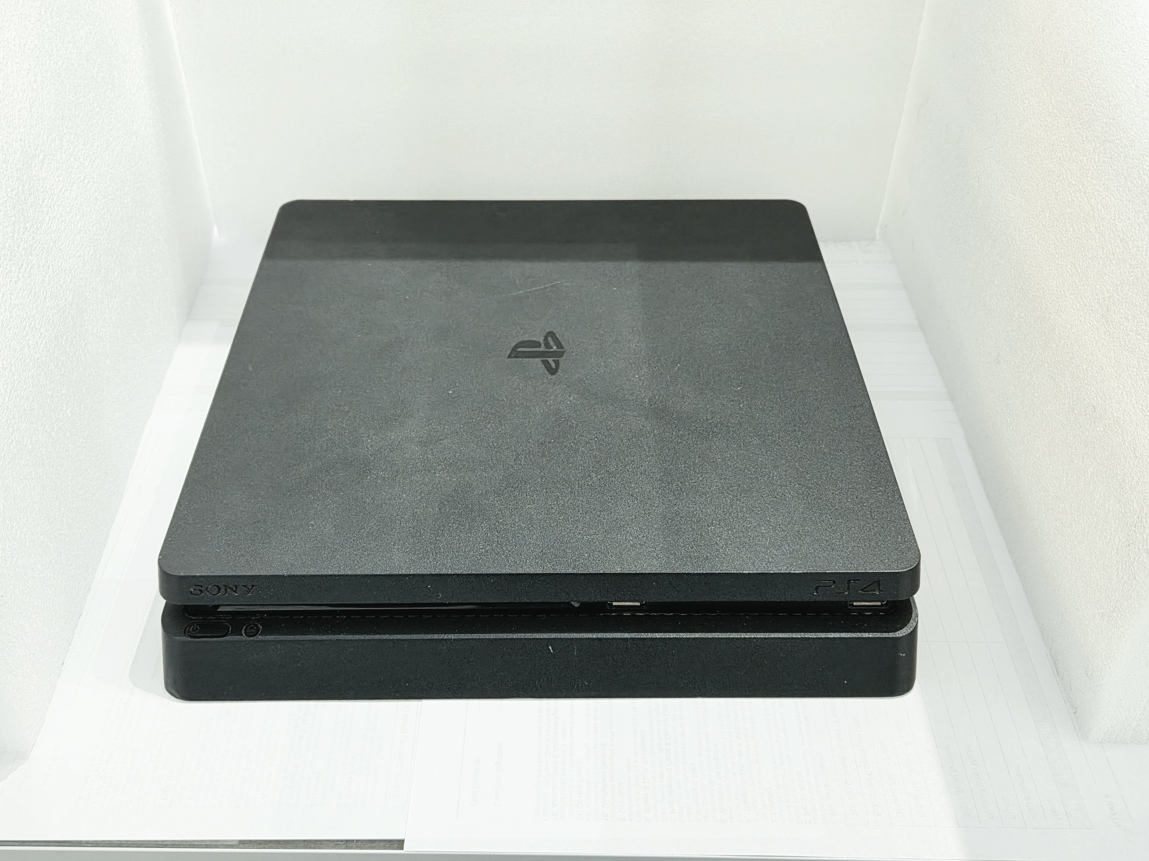 Playstation 4 Slim