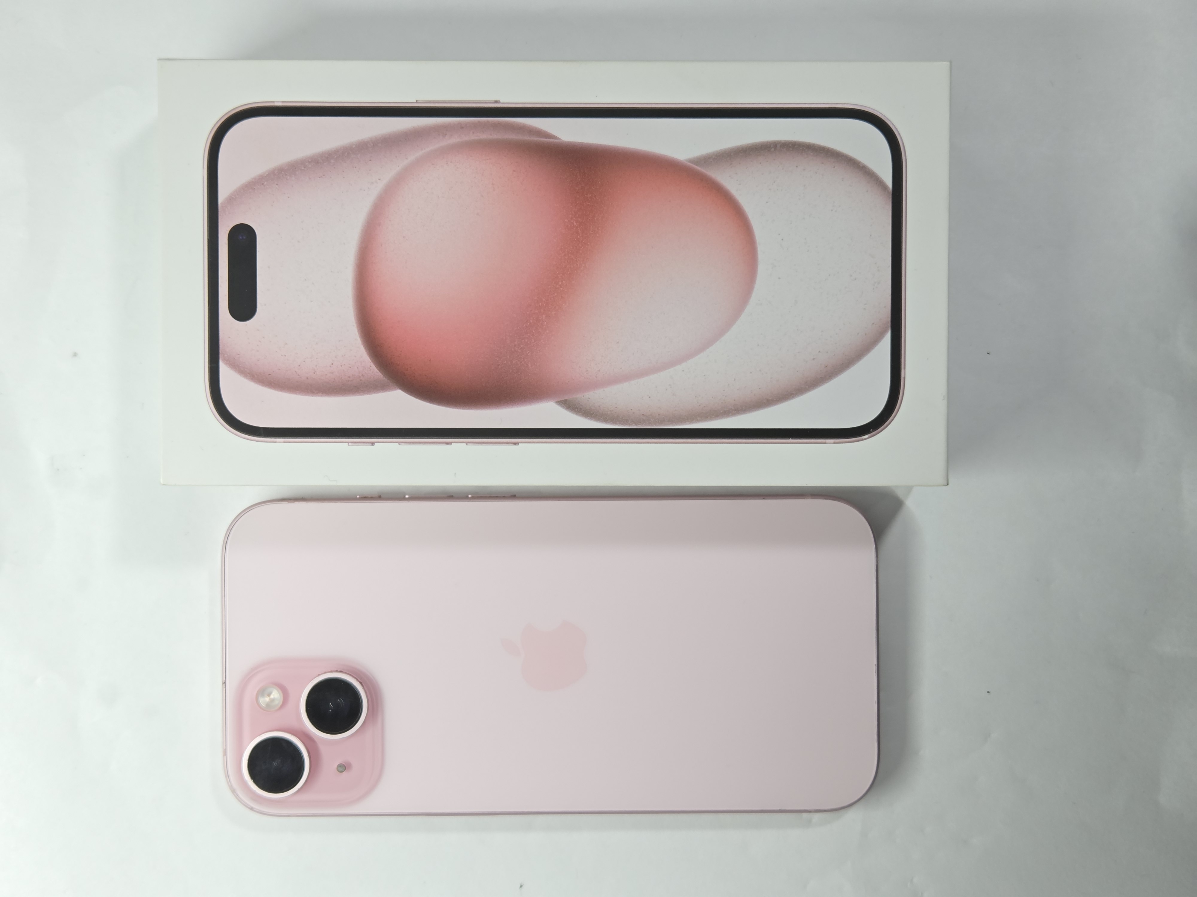 iPhone 15