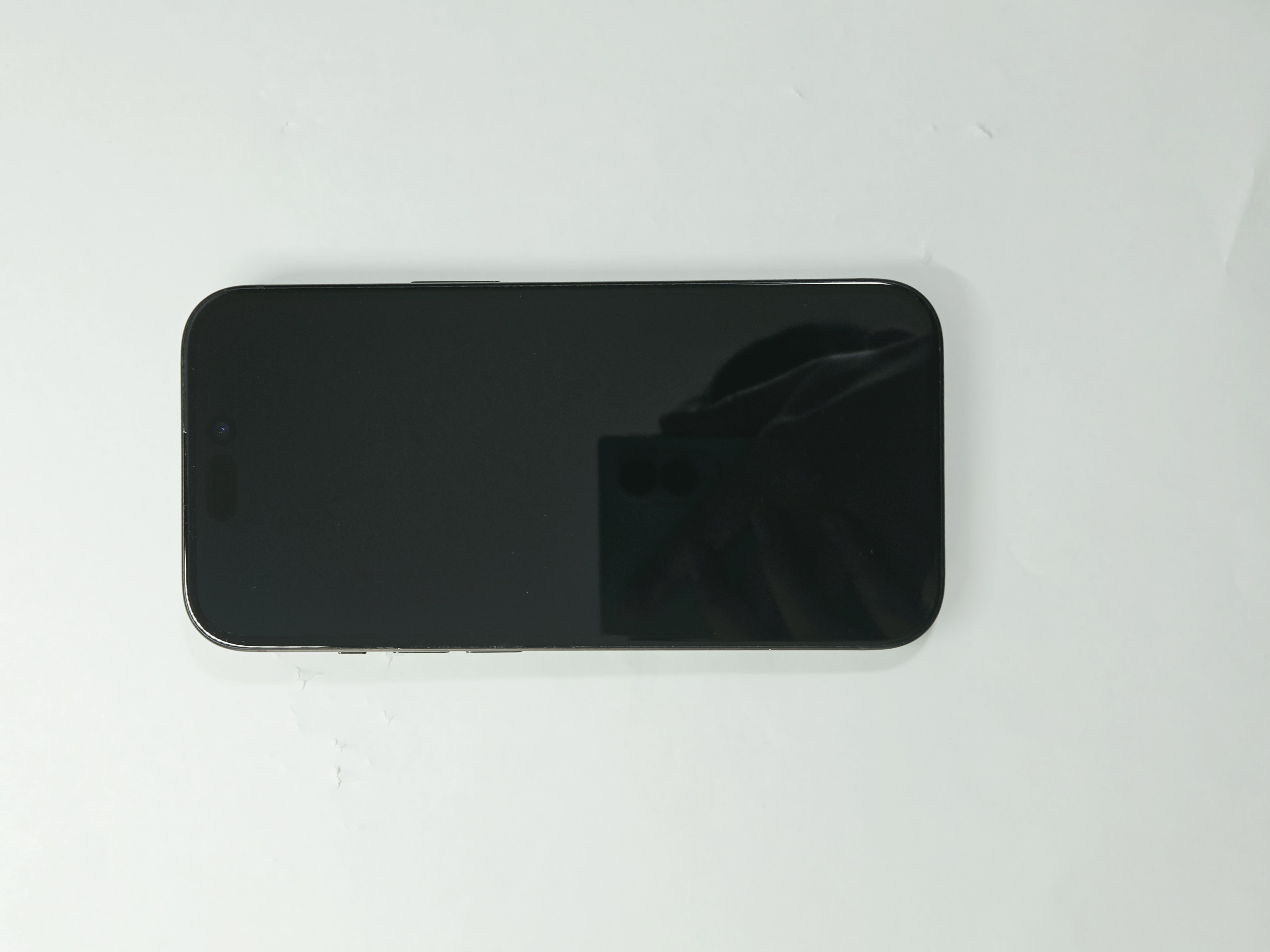 iPhone 15 · Black · 256 GB · Used · Like New · Battery Health: 92% — photo 4 of 4