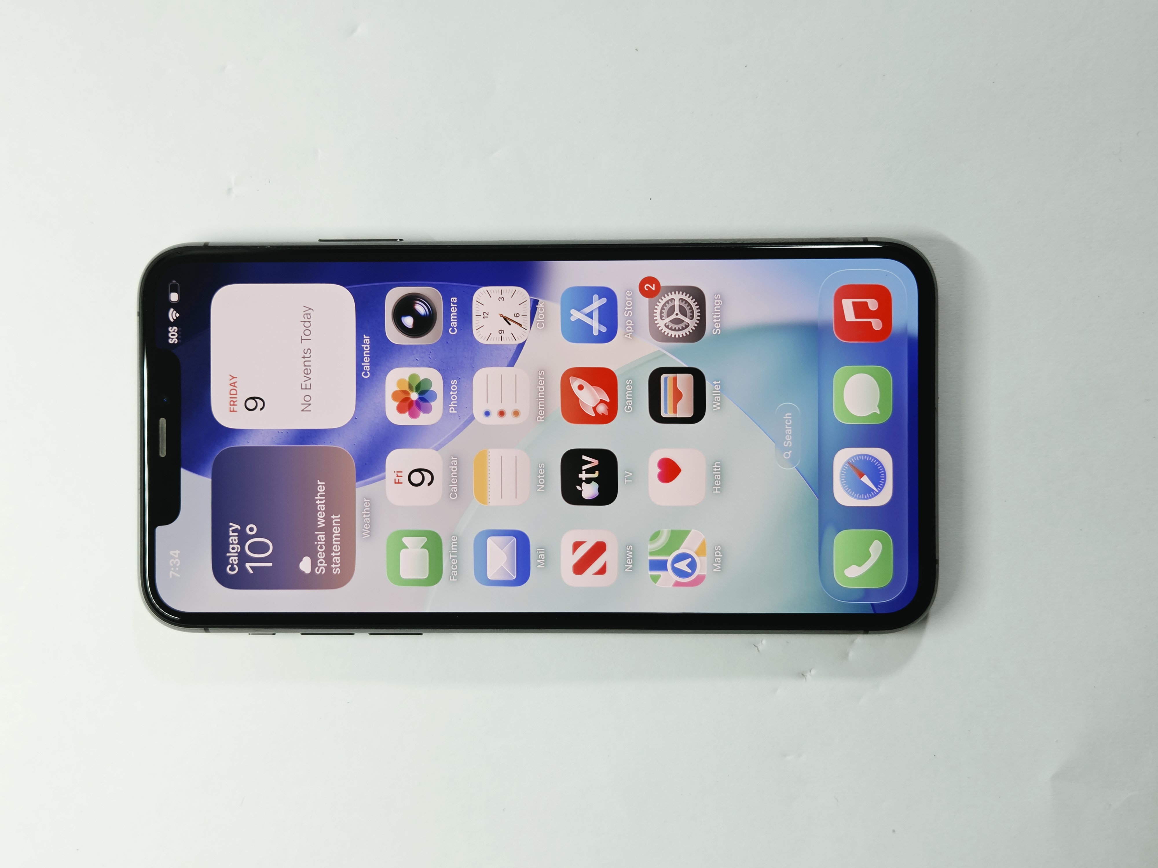 iPhone 11 Pro Max · Space Gray · 64 GB · Used · Like New · Battery Health: 100% · Refurbished — photo 2 of 4