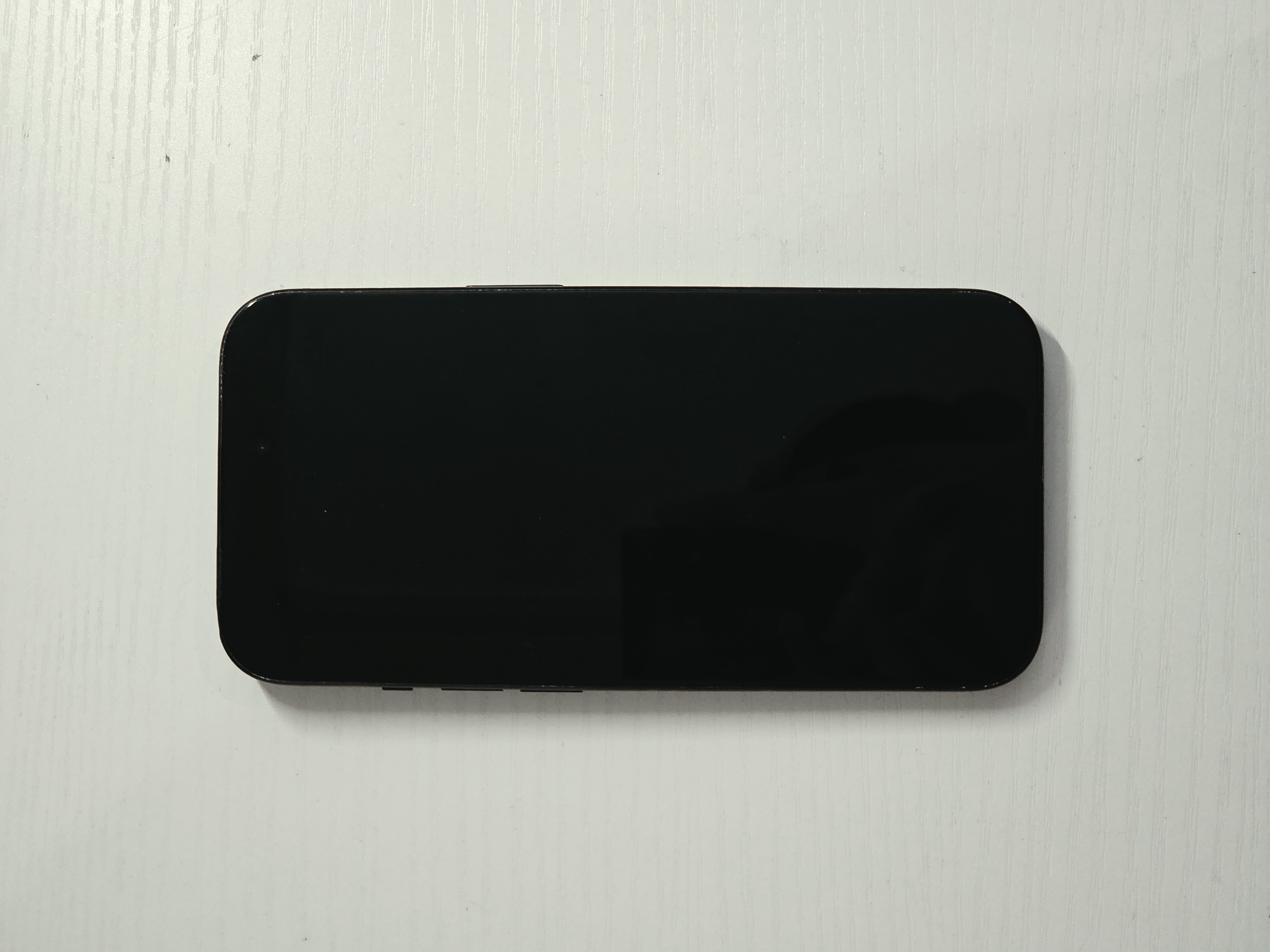 iPhone 15 · Black · 128GB · Used · Excellent · Battery Health: 82% — photo 4 of 4