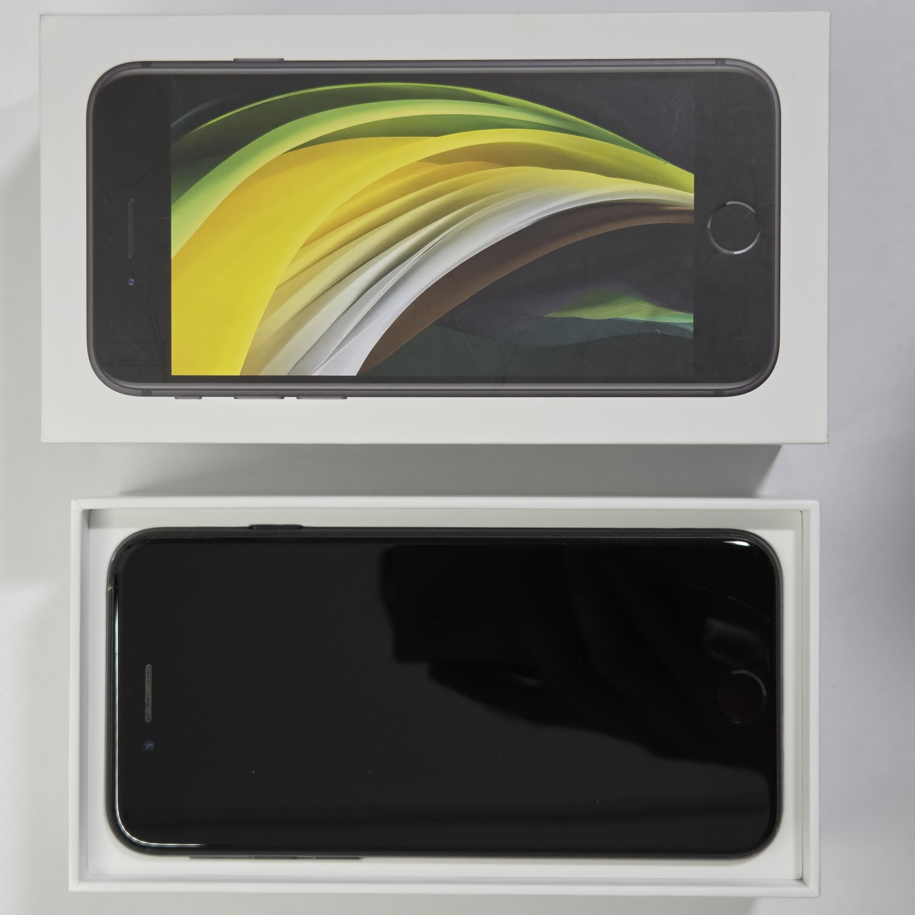 iPhone SE (2020) · Black · 64 GB · Used · Excellent · Battery Health: 78% — photo 2 of 4