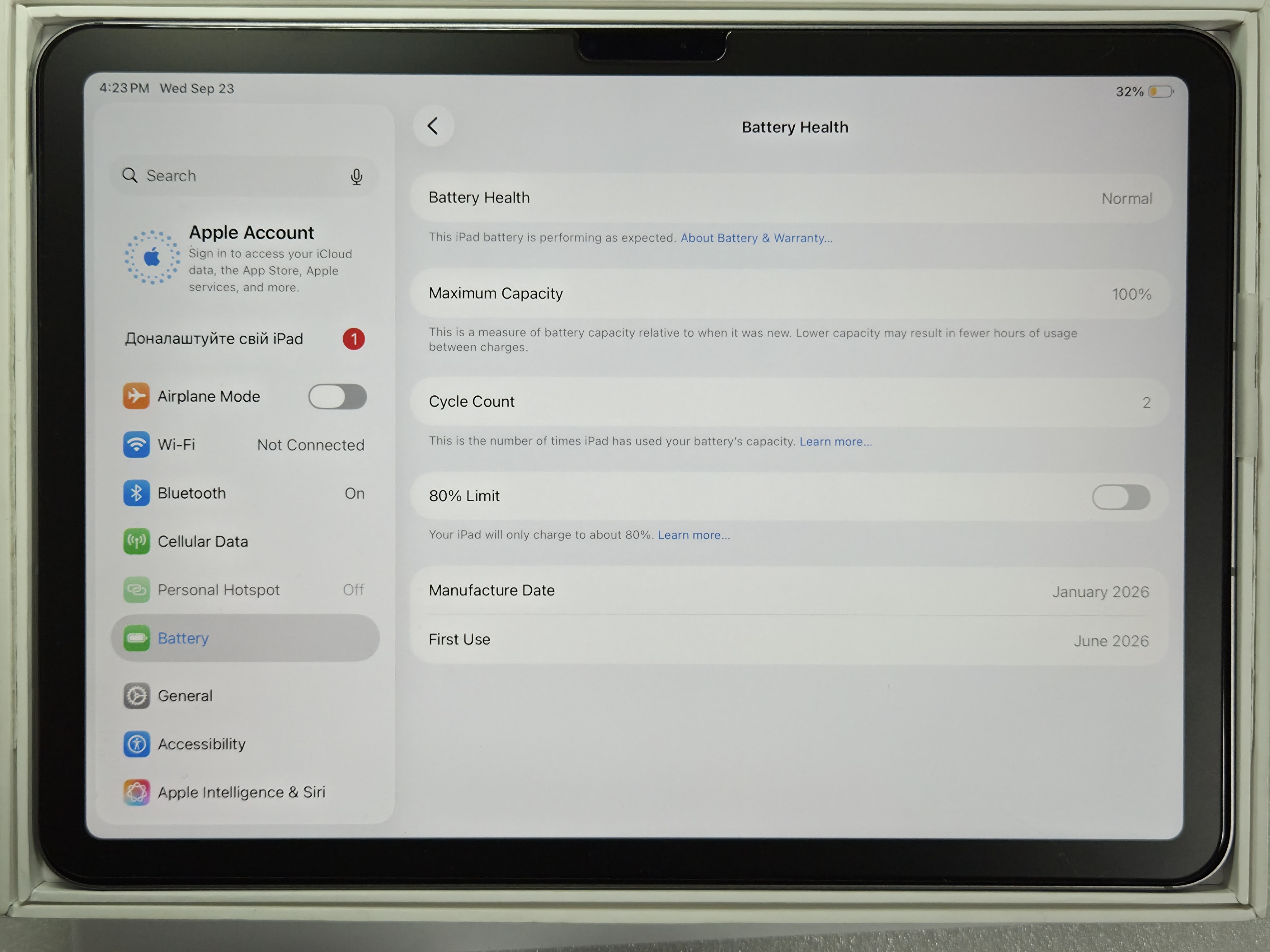 iPad Air (M4) 11" (2026) · Space Grey · 128GB · Used · Like New · Battery Health: 100% — photo 4 of 4