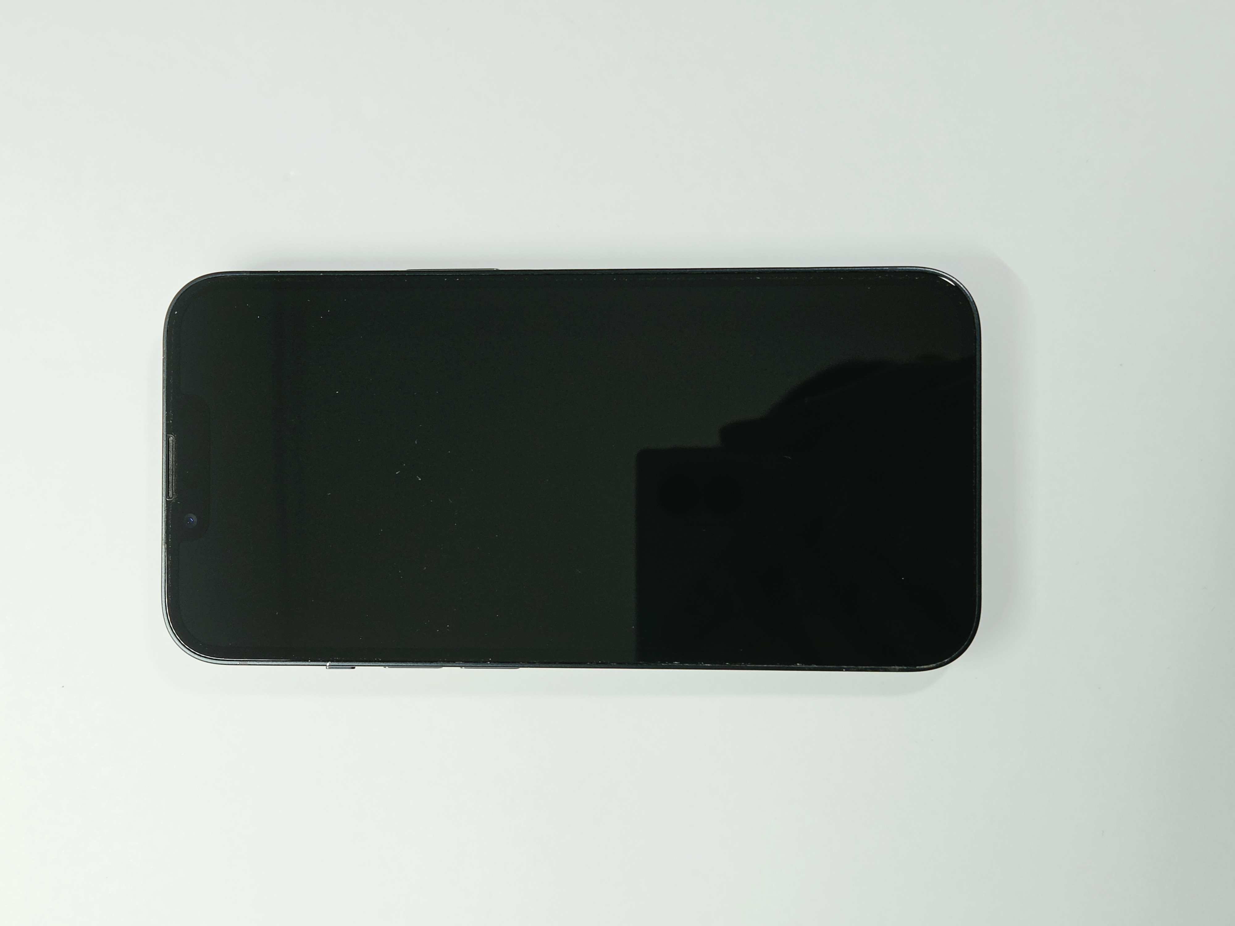 iPhone 13 · Midnight · 128 GB · Used · Like New · Battery Health: 85% — photo 4 of 4