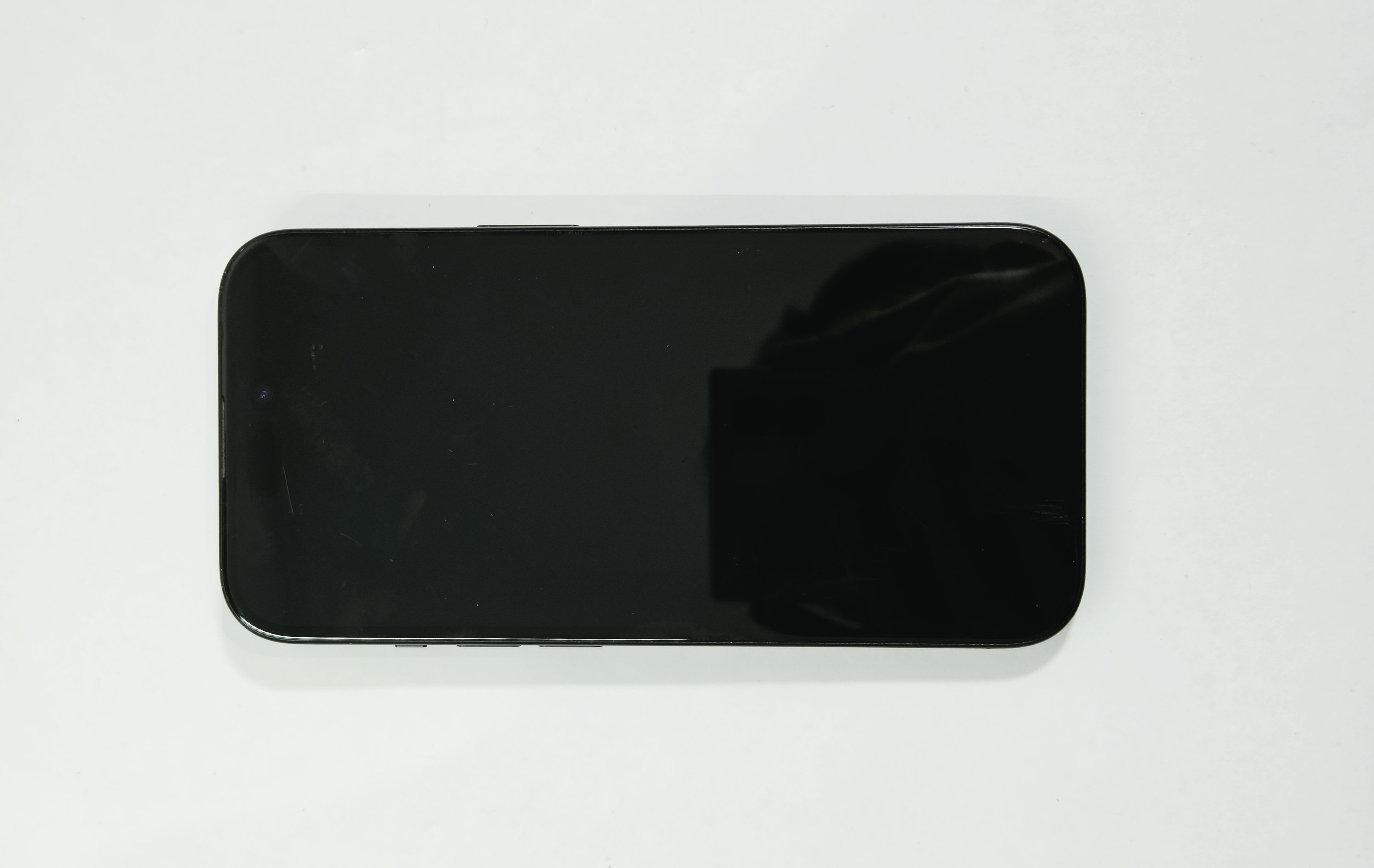 iPhone 15 · Black · 128 GB · Used · Excellent · Battery Health: 86% — photo 4 of 4