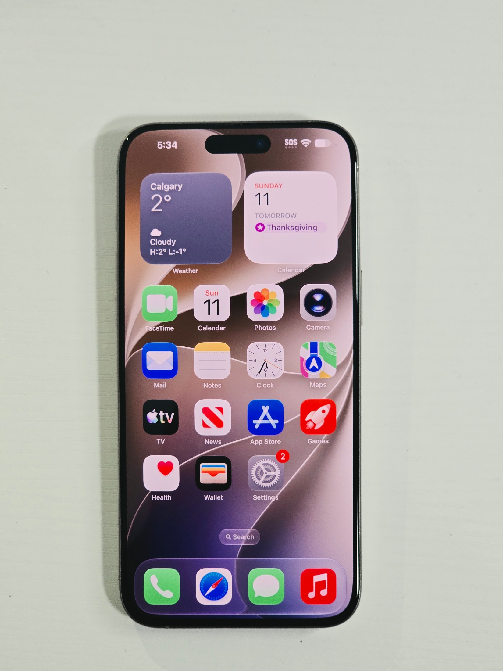 iPhone 15 Pro Max · Natural Titanium · 256 GB · Used · Excellent · Battery Health: 86% · Refurbished — photo 3 of 4