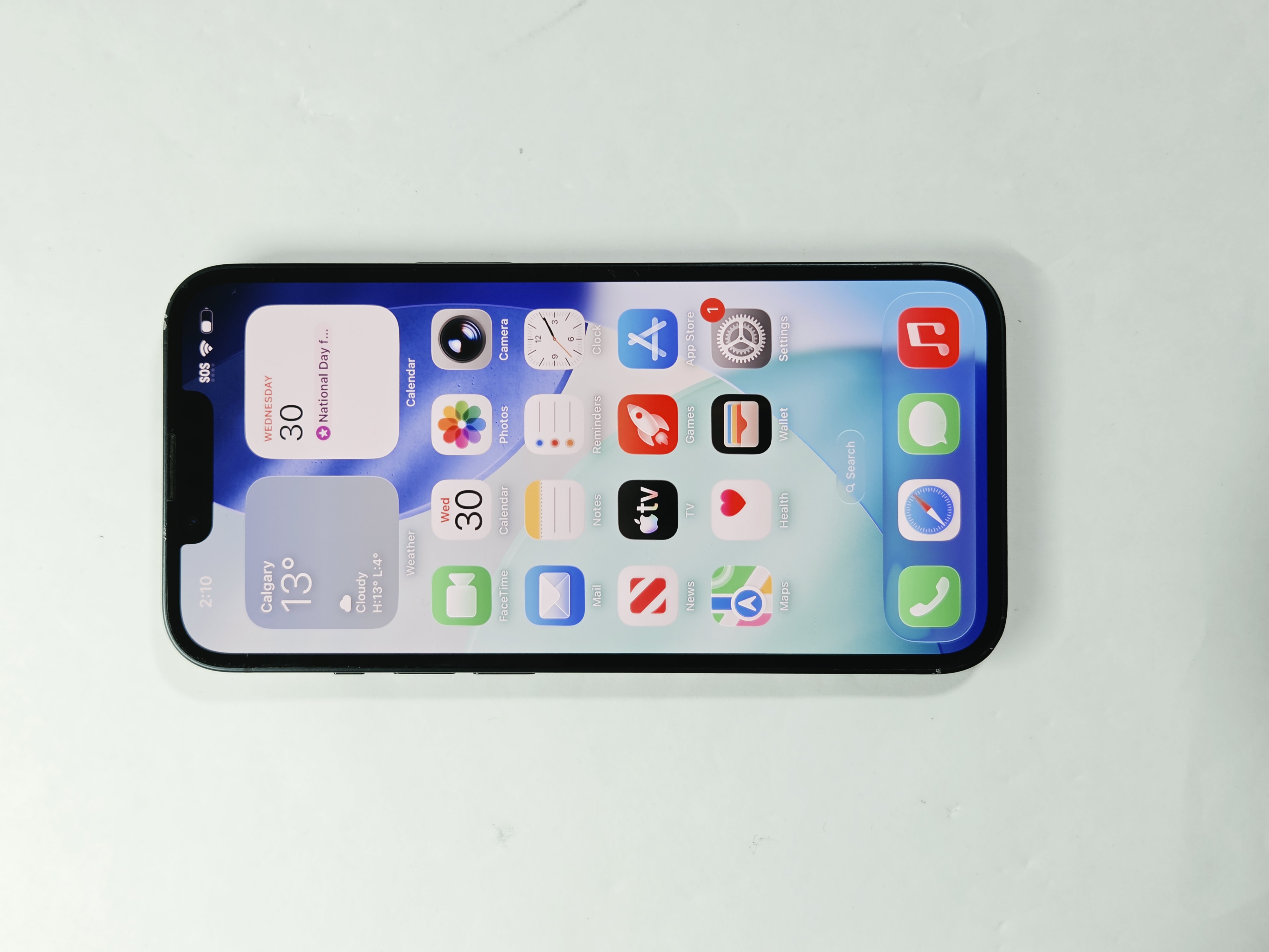 iPhone 13 · Midnight · 128 GB · Used · Excellent · Battery Health: 98% — photo 2 of 4