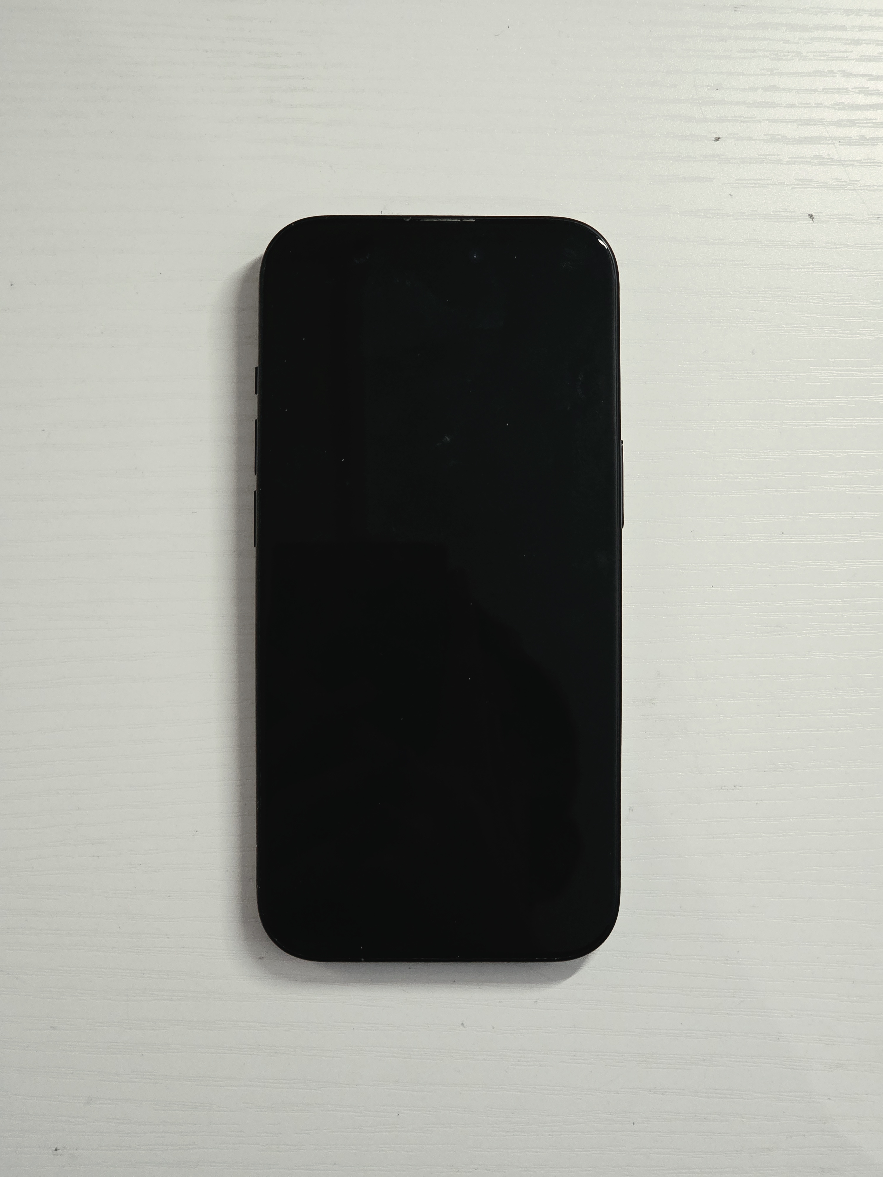 iPhone 15 · Black · 128GB · Used · Excellent · Battery Health: 83% — photo 4 of 4