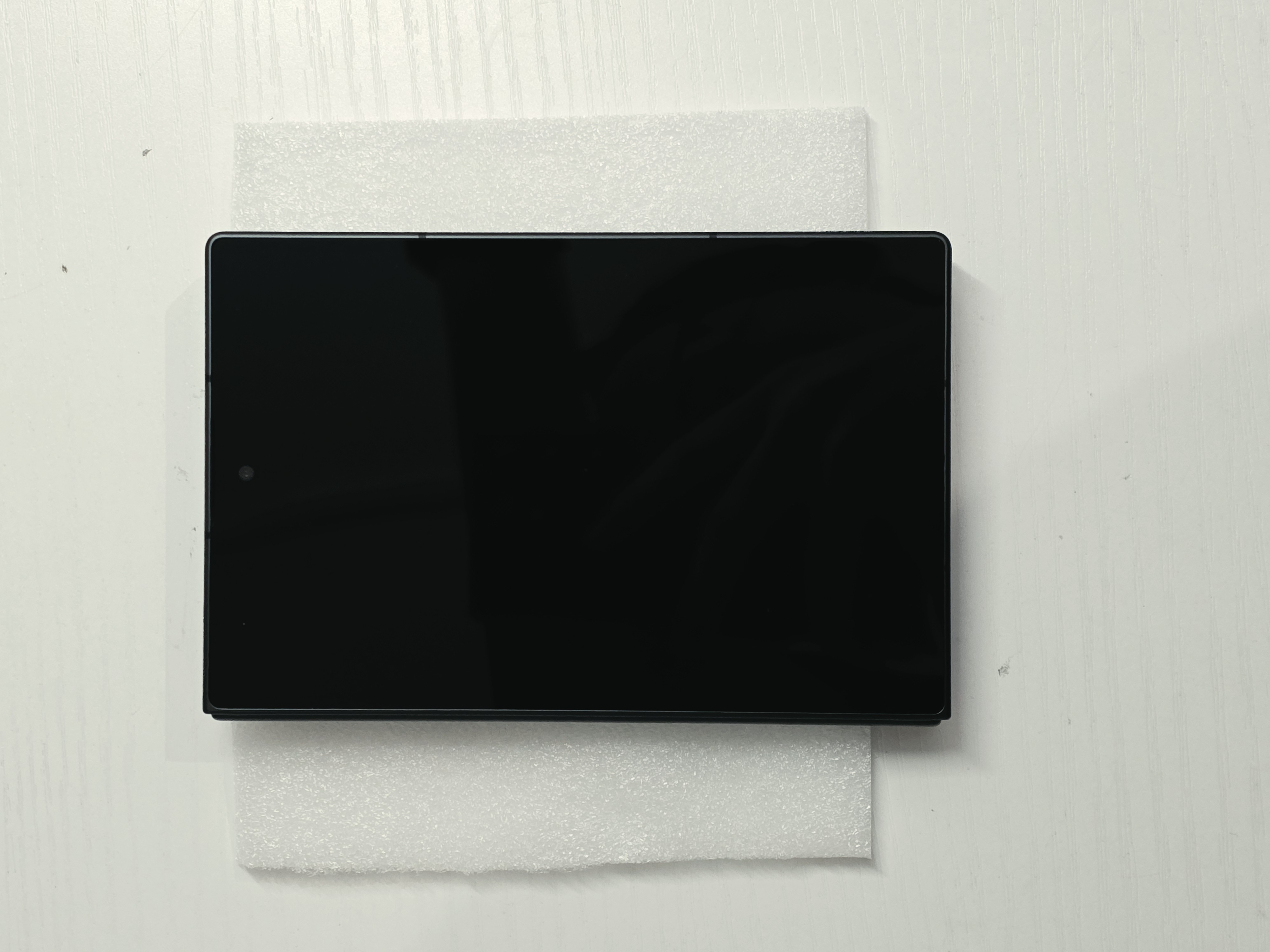 Galaxy Z Fold8 5G · Black · 256 GB · Used · Like New — photo 3 of 3